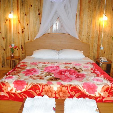 Golden Island Cottages Thale U Hotel Ywama Bagian luar foto