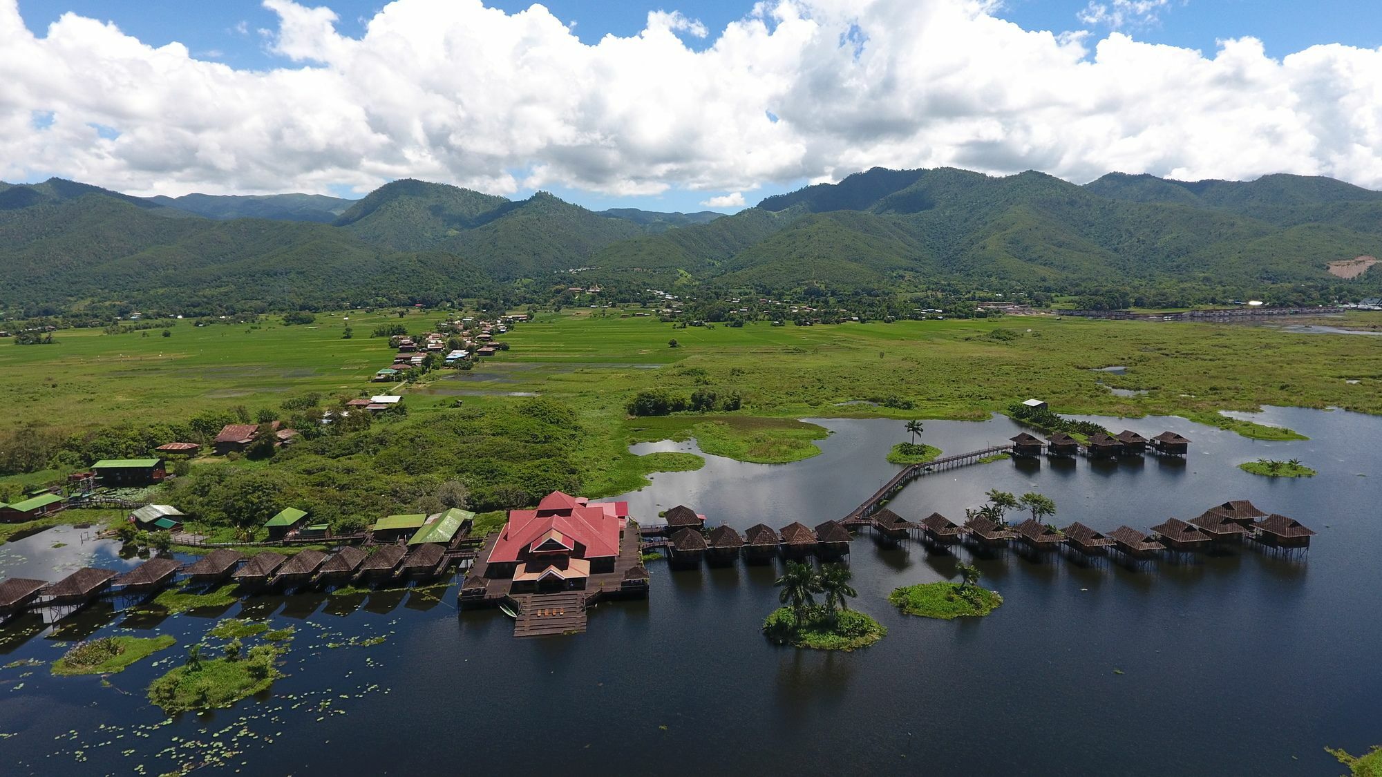 Golden Island Cottages Thale U Hotel Ywama Bagian luar foto