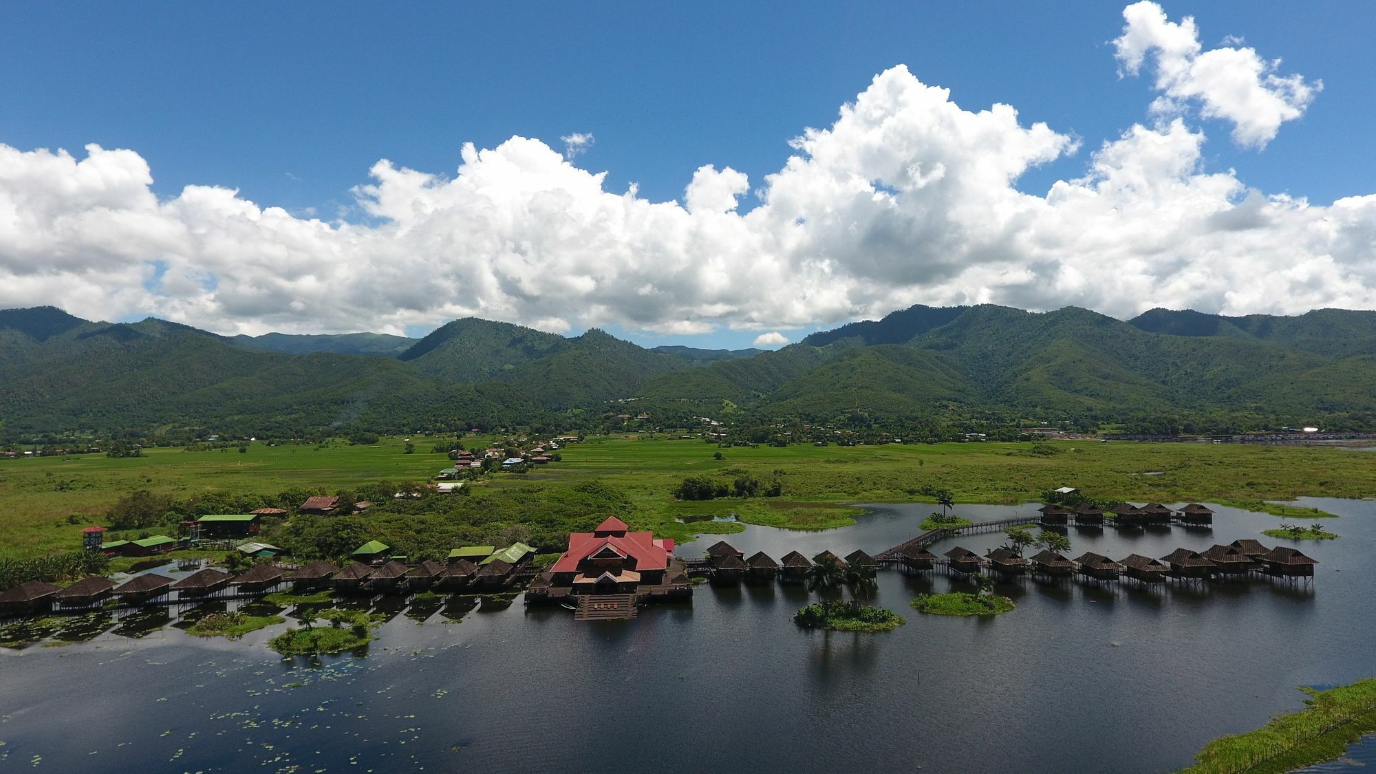 Golden Island Cottages Thale U Hotel Ywama Bagian luar foto