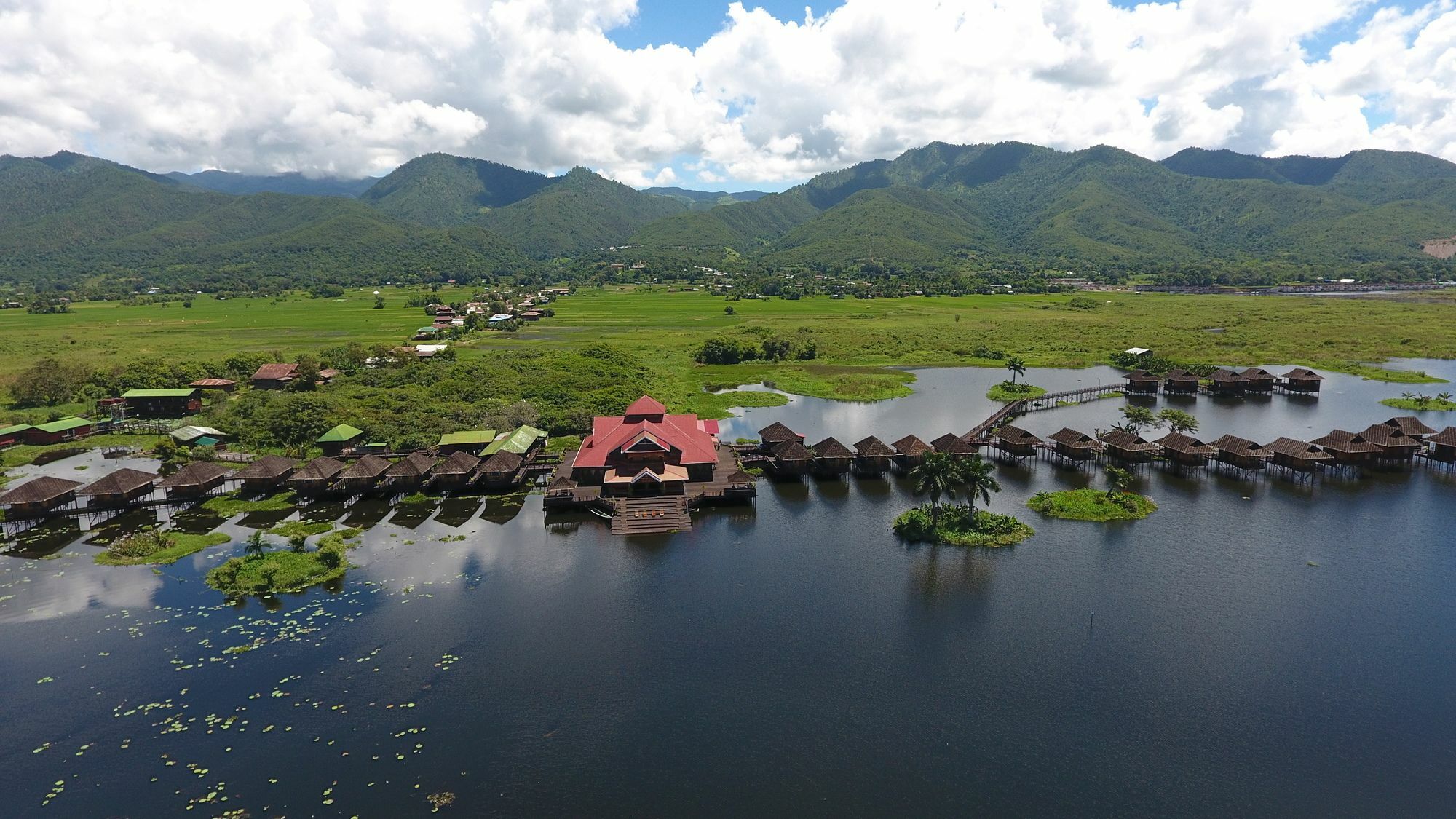 Golden Island Cottages Thale U Hotel Ywama Bagian luar foto