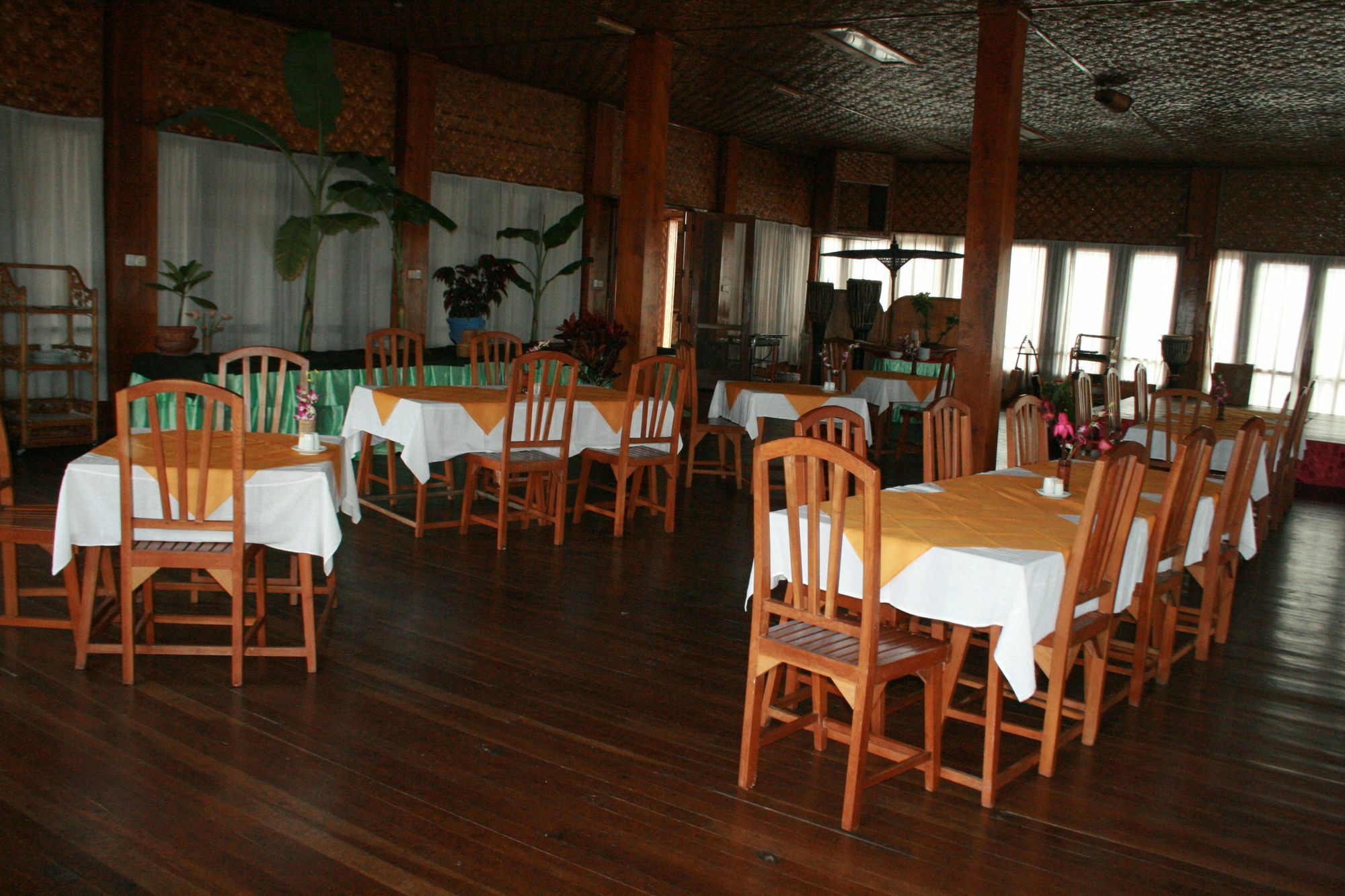 Golden Island Cottages Thale U Hotel Ywama Bagian luar foto