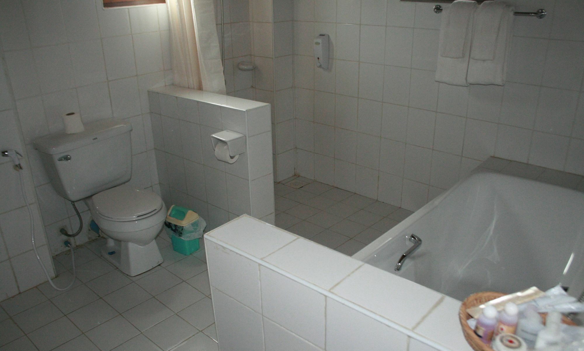 Golden Island Cottages Thale U Hotel Ywama Bagian luar foto