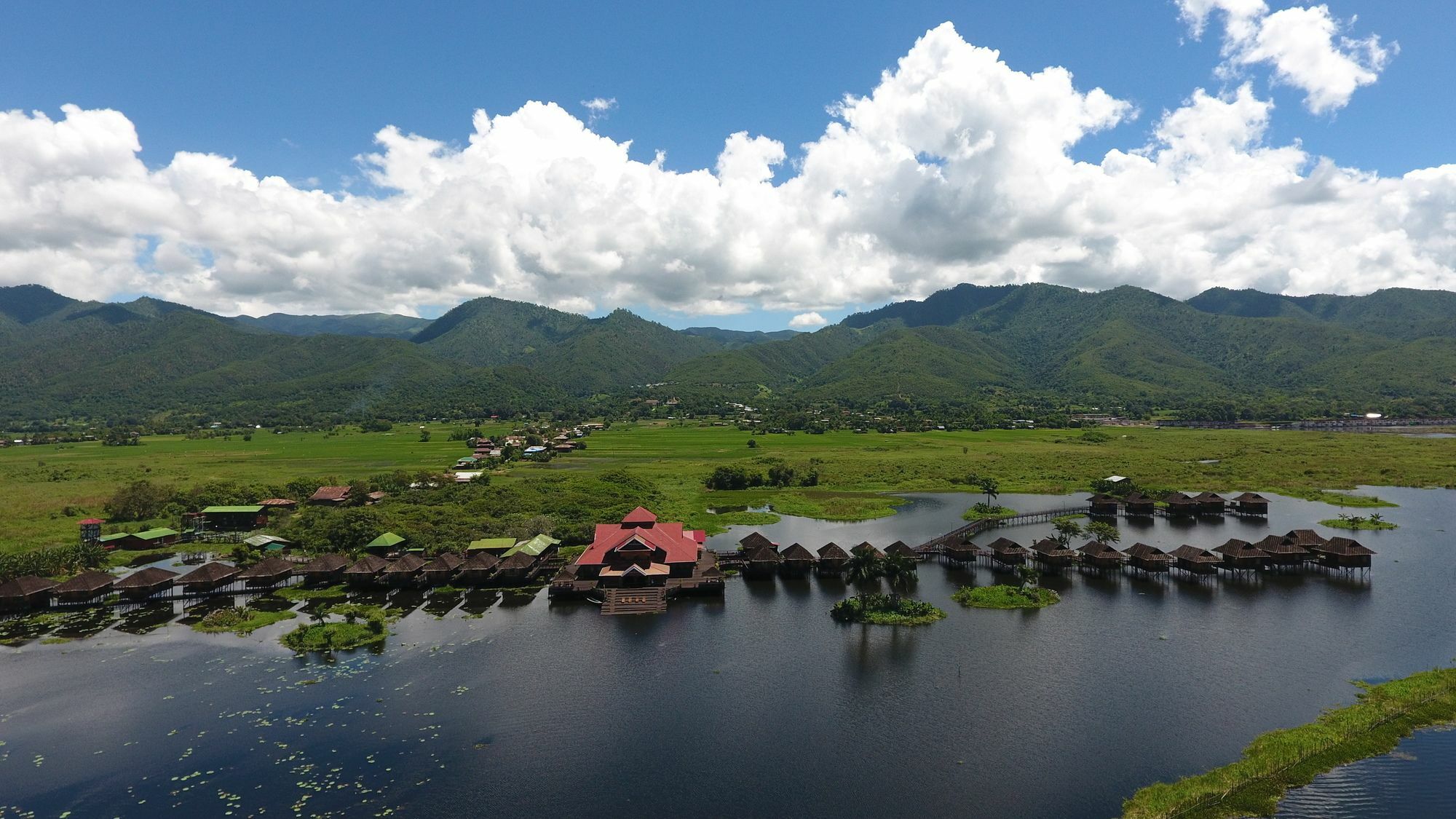 Golden Island Cottages Thale U Hotel Ywama Bagian luar foto